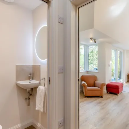4 Bed In Water Yeat Oc-c30989 * High Nibthwaite